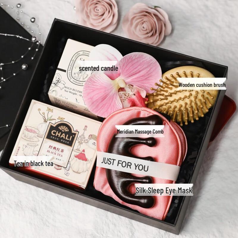 Women s Day Essential Gift Set