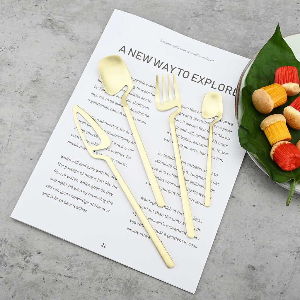 Western 16Pcs Knife Fork Spoon Dinnerware Set Matte 304 Stainless Steel Dinner Cutlery Set Party Kitchen Flatware Tableware