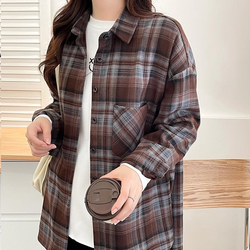 

Женская куртка в клетку в стиле ретро 2025: Европейский стиль, Высокий класс, Повседневный и Свободный для Весны/Осени One Size (40-70 kg)