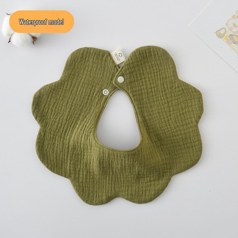 Dwustronny, wodoodporny śliniaczek dla niemowląt w stylu koreańskim z płatkami, wykonany w 100% z gazy bawełnianej