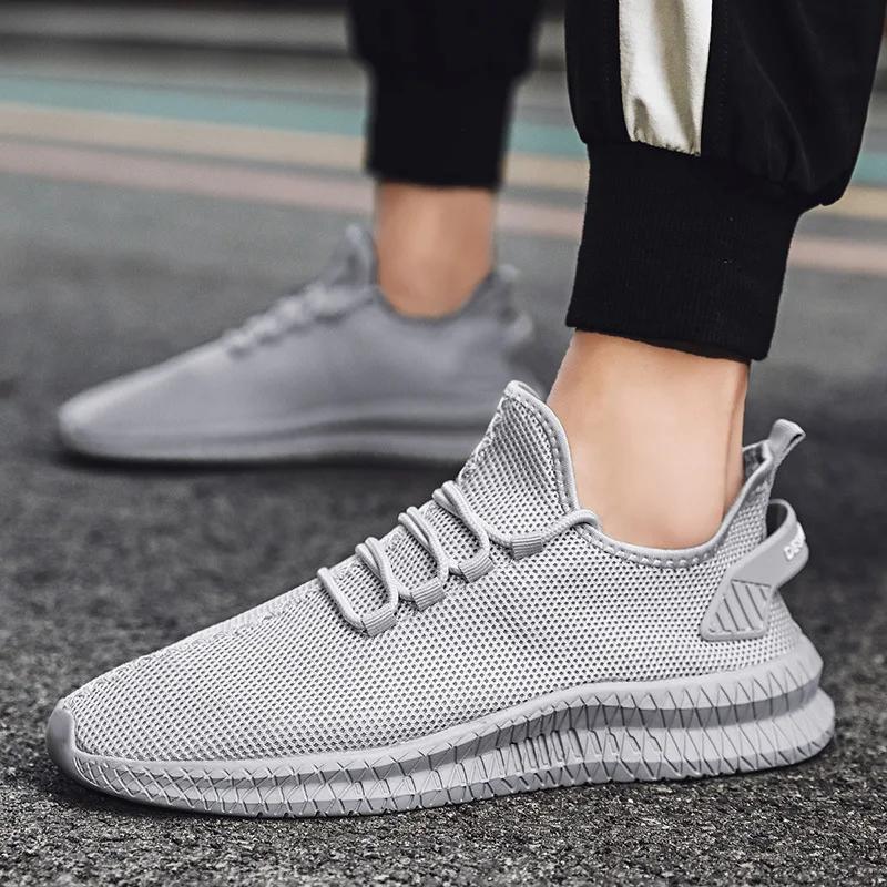 Men Casual Shoes 2026 Breathable White Trendy Sneakers Men Light Walking Big Size Man Tennis Shoe Zapatillas Hombre