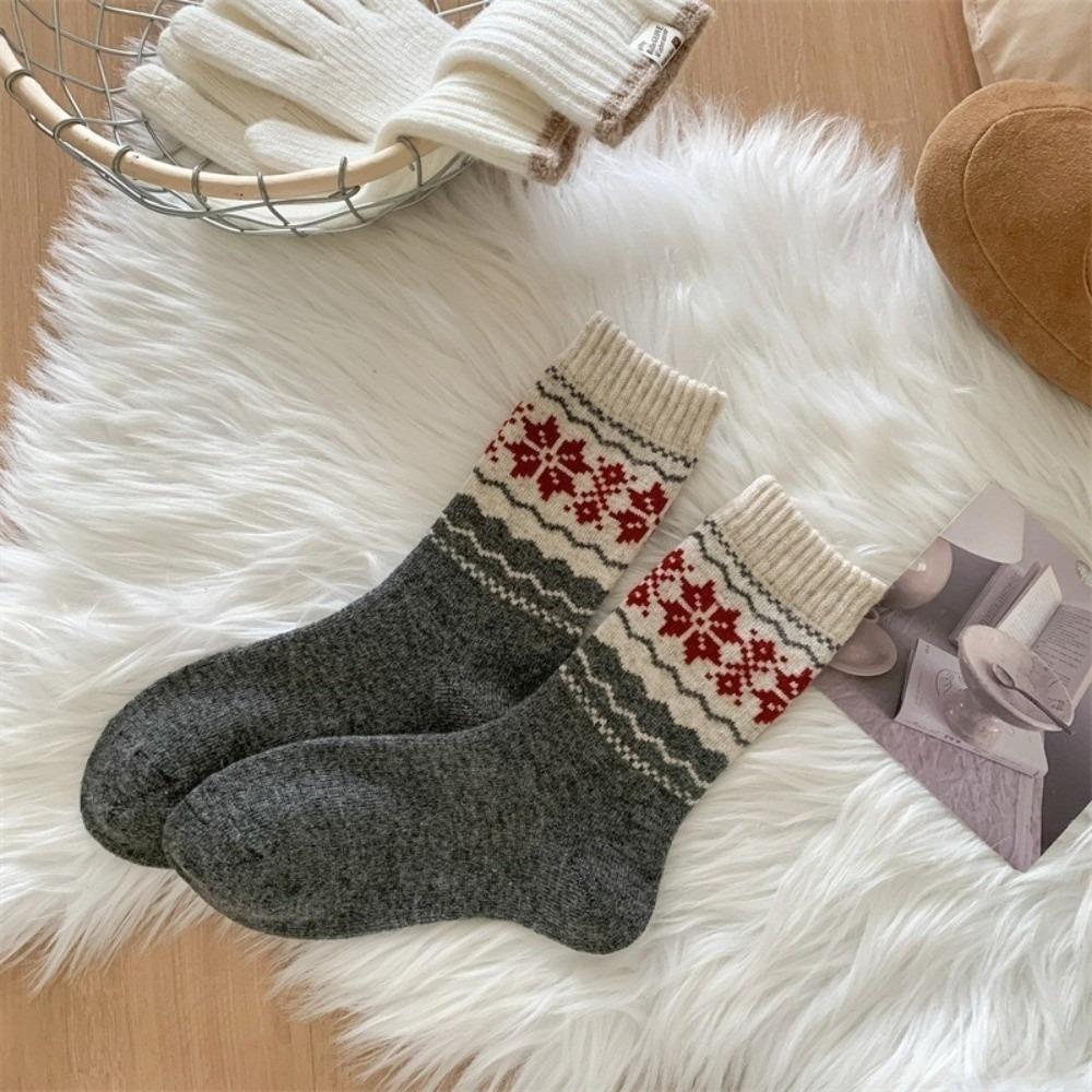 Thickened Christmas Socks Retro Fair Isle Floor Socks Fashion Warm Wool Socks  for Men And Women