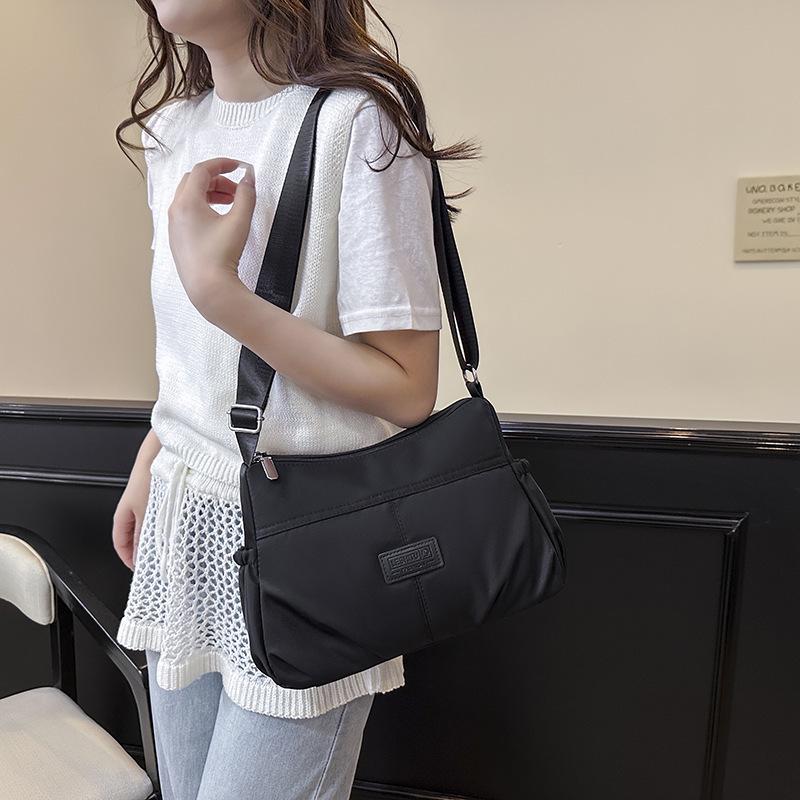 Women's Water-Repellent Wear-Resistant Crossbody Bag, Versatile Casual Fashion, Korean Style Trendy Shoulder Bag