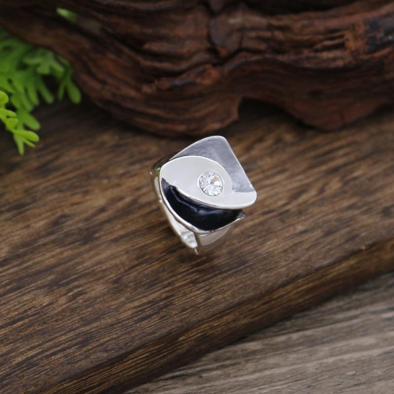 

New enamel square geometric flower elastic ring women s simple high-end petal ring