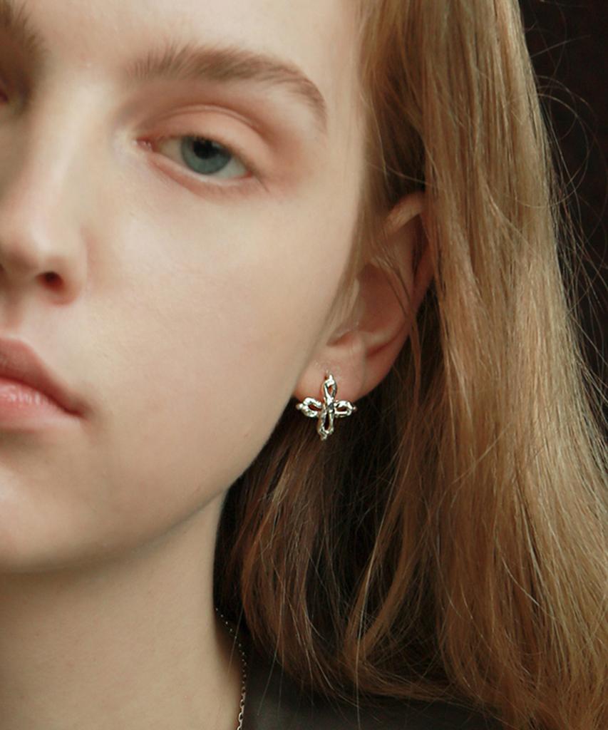 Poppi Cross Symbol Earrings No.1