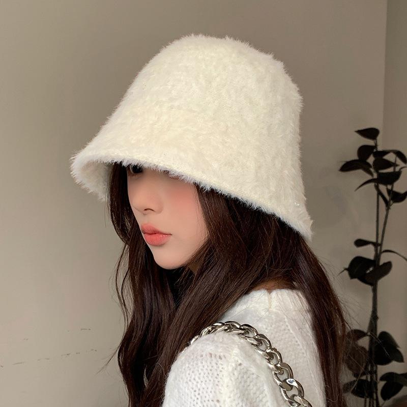 

Новая плюшевая панама на осень и зиму, уличная теплая простая шляпа рыбака, подчеркивающая лицо, маленькая универсальная шляпа-ведро, мужской тренд M（56-58cm）