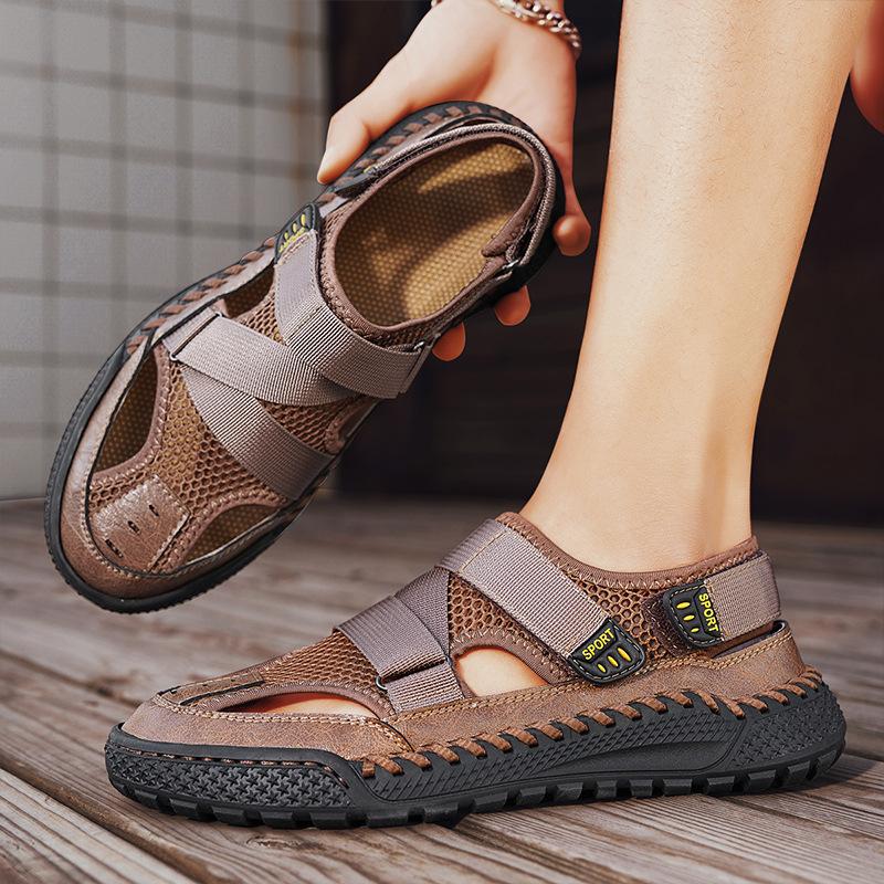 

2024 summer sandals men s large size beach shoes breathable casual mesh men s shoes daily foot slippers 47 зелений