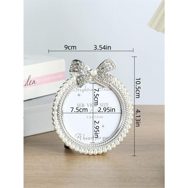 

Glossy Faux Pearl Photo Frames, Baroque Style Faux Pearl & Rhinestone Decorated Picture Frames, Photo Display, Suitable for Office, Living Room 7.6*7.6 cm round бежевий