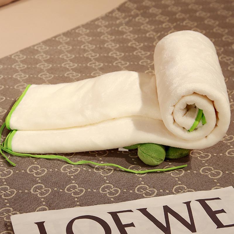 Cartoon Flannel Flower Blanket: Office Lunch Break, Small Quilt, Dormitory Shawl, Air Conditioning Cover.