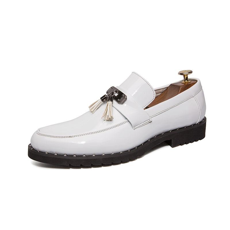 Spring and autumn new British men's pointed tassel foot casual leather shoes white black