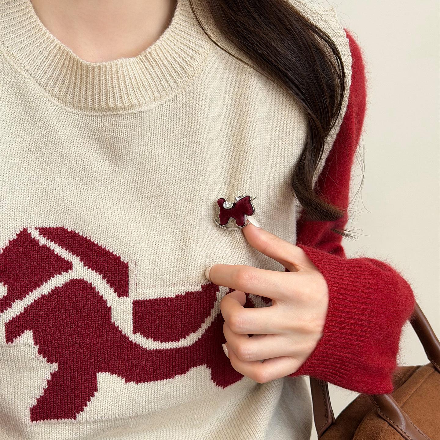 Retro simple cartoon natal year flocking pony brooch pin clothing accessories