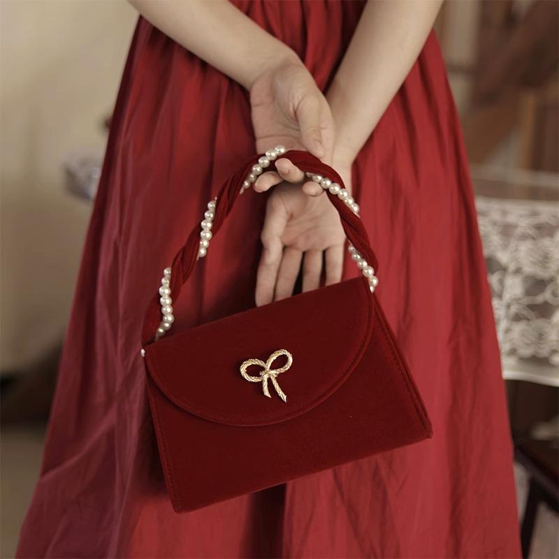 Fengji light luxury wedding handbag 2025 new niche design red bridal bag women's chain messenger bag
