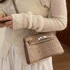 Modna Torba ze Wzorem Krokodyla - Torebka na Ramię - Wszechstronna i Stylowa Torba Crossbody