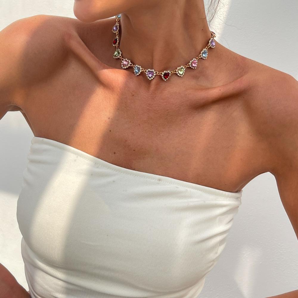 Ethnic Style Colorful Rhinestone Choker Rainbow Clavicle Chain Fashion Love Heart Necklaces Ladies