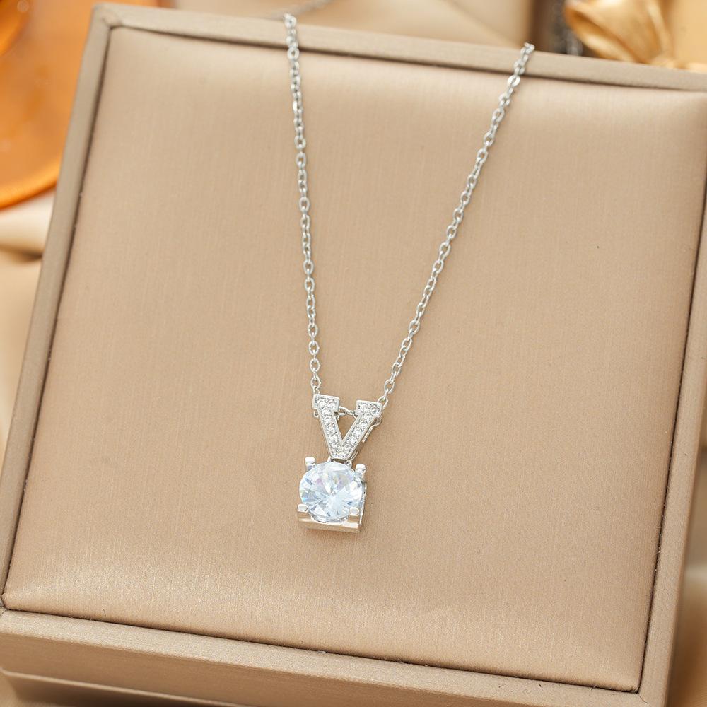 Japan and South Korea Simple Popular Wind Titanium Steel Necklace Female Niche Exquisite Internet Celebrity Zircon Clavicle Chain High-end Jewelry