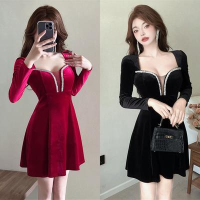 Sexy Velvet Pendulum Dress New Long-sleeved Deep V-neck A-word Skirt Soft Overalls Dress