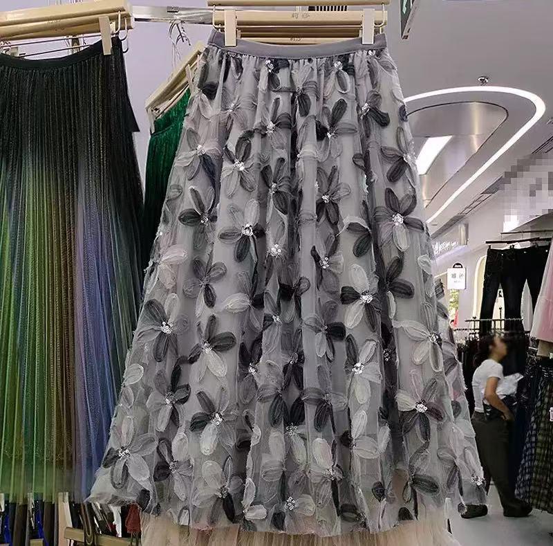 Women's French Romantic A-Line Mesh Skirt with 3D Flowers - Elastic Waist, Stunning Summer Design