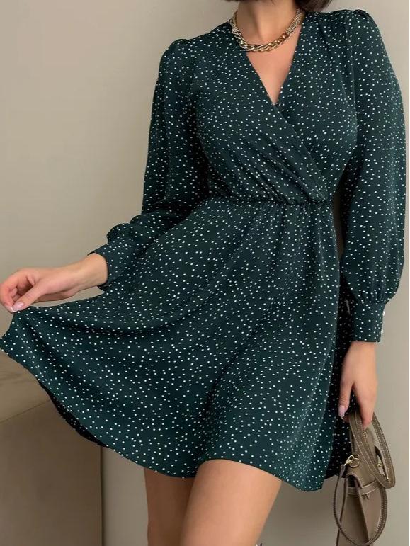 European Chic Black V-Neck Polka Dot Chiffon Dress - Women's Waist-Slimming Short Skirt for Early Autumn