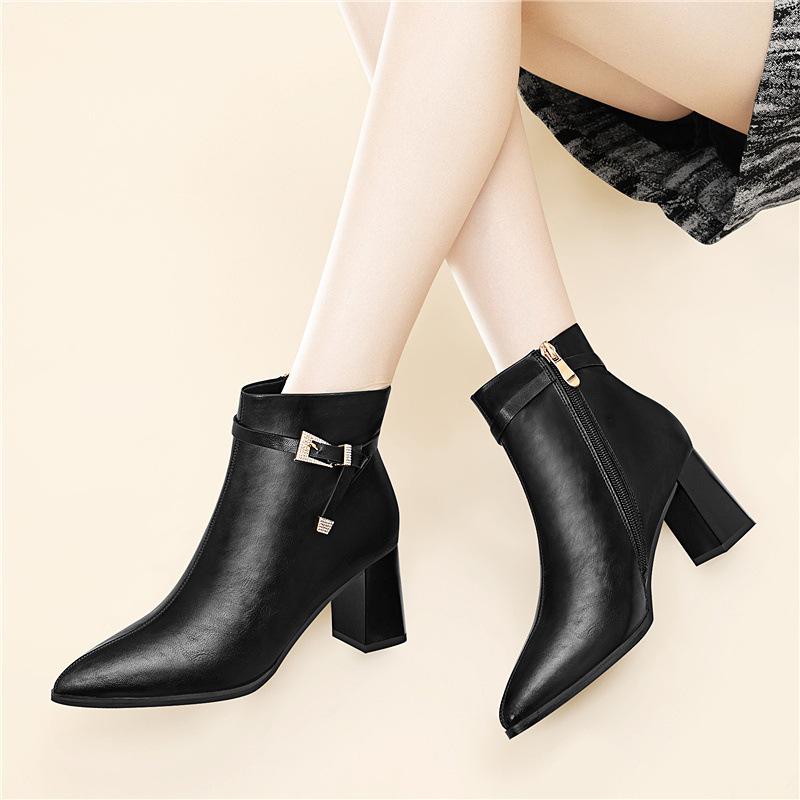 Pointed heels and fleece women's autumn and winter new side zipper black boots Martin boots shoes leather boots women