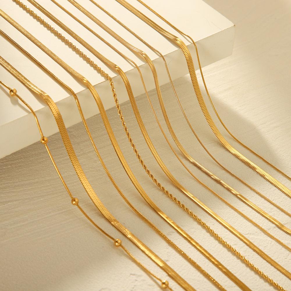 45/2000 Women's Multi-layer Titanium Steel Necklace, Fashionable Commuter Versatile Stainless Steel Snake Chain Blade Chain