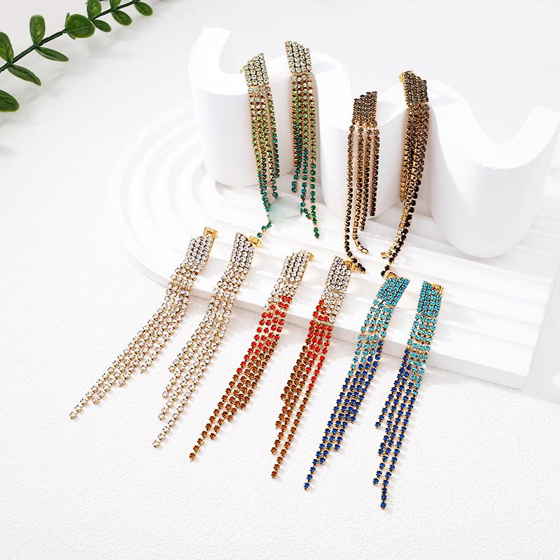Elegant Rhinestone Tassel Earrings: Versatile Long Crystal Dangle for Women