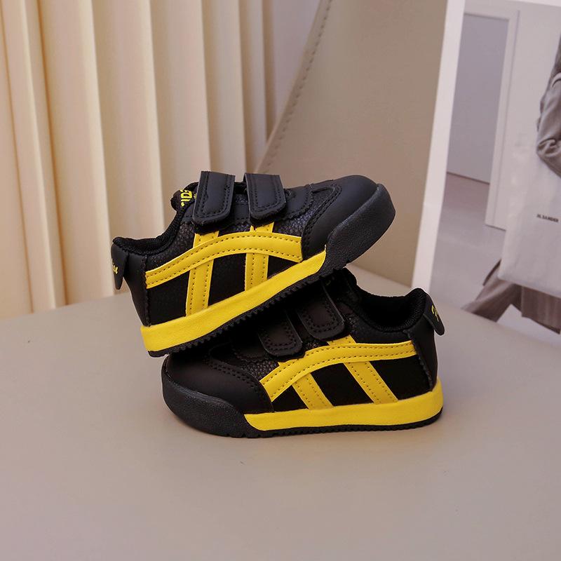Dziecięce buty Forrest Gump Dziewczęce Wiosna i Jesień 2025 miękka podeszwa antypoślizgowe buty Niemowlęce maluchy buty antykopnięciowe Skórzane buty na desce cekiny