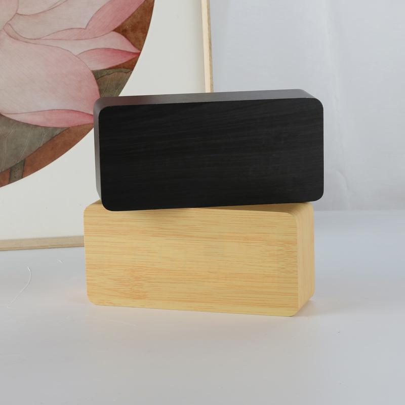 Smart Voice-Controlled LED Wooden Clock with Temperature & Humidity Display