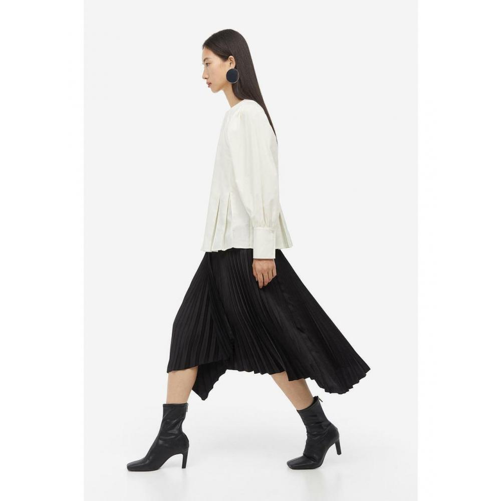 

H&M плиссированная юбка черная 1206401002