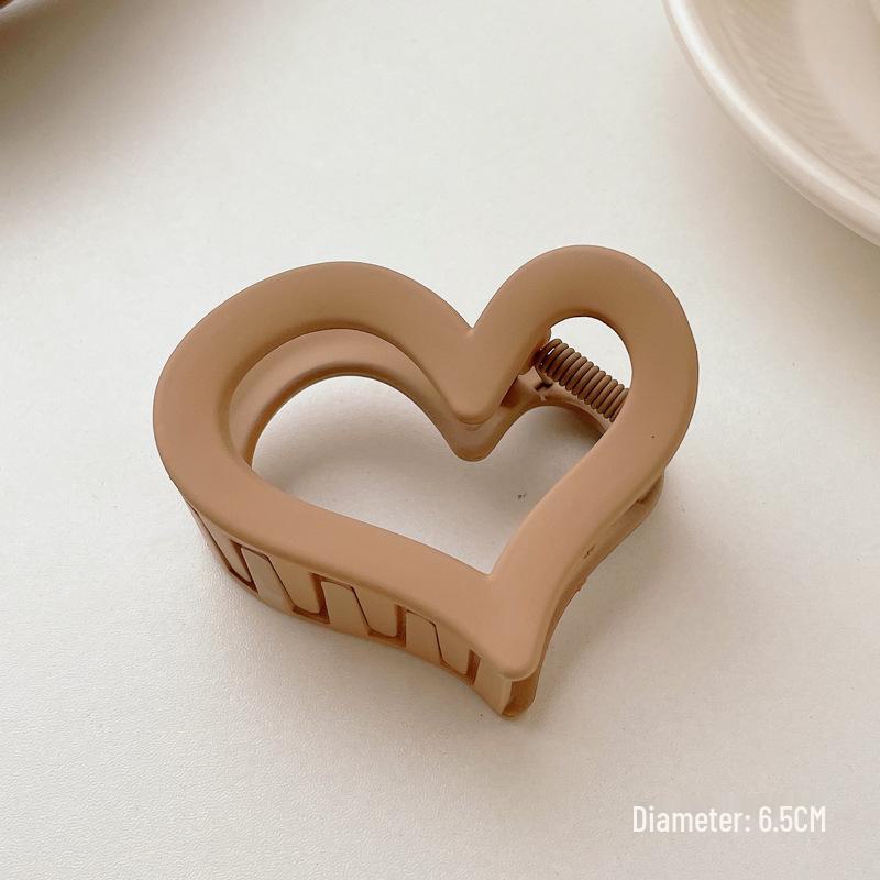 Versatile Milk Coffee Hair Clip: Large, Simple Shark Design for Women