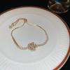 Exquisite Zirconia Star Flower Bracelet: Fashionable, Versatile, and Elegant Women's Hand Jewelry