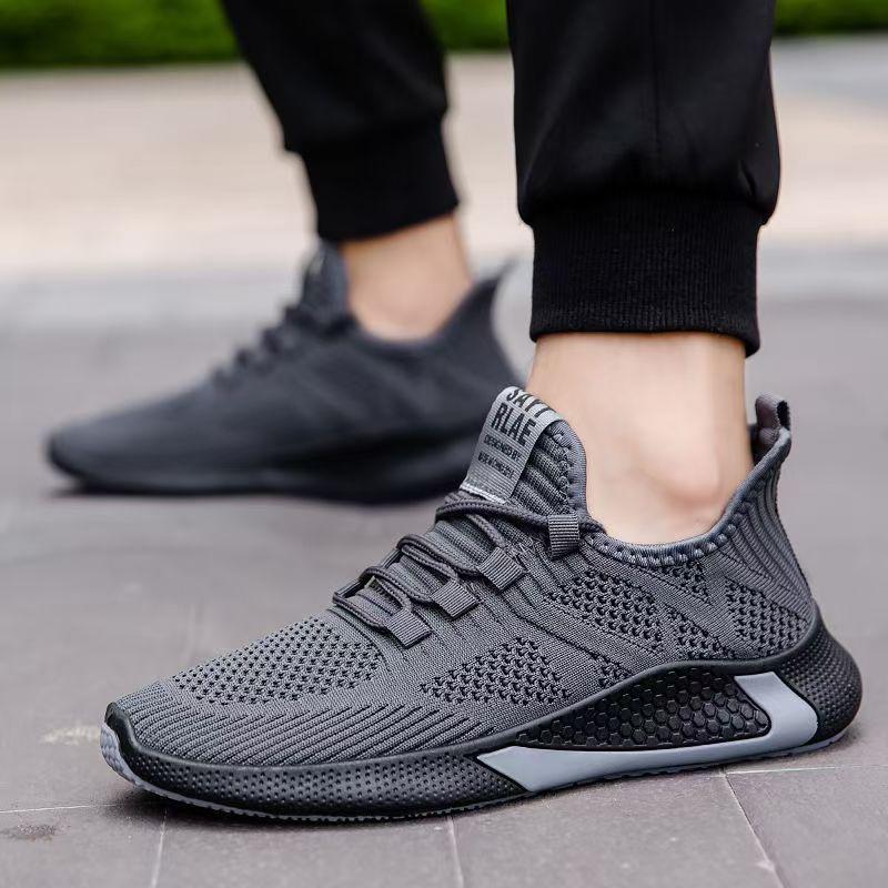 Popular Men's Casual Shoes Breathable Flying Fabric Lightweight Comfortable Running Shoes Walking Shoes Trendy Men's Shoes
