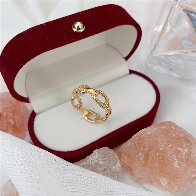 18K Gold-Plated Titanium Steel Twist Chain Ring - Trendy European Style for Women