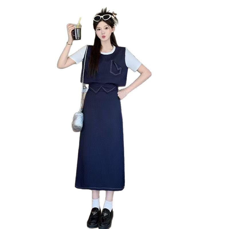Huge good-looking summer suit women's 2026 new fashion casual age reduction fake two-piece T-shirt skirt two-piece set