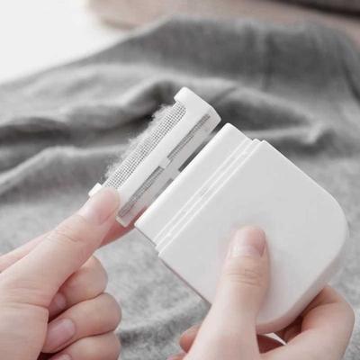 SHOP-STORY - RASCOL WHITE : Compact and Manual Lint Remover