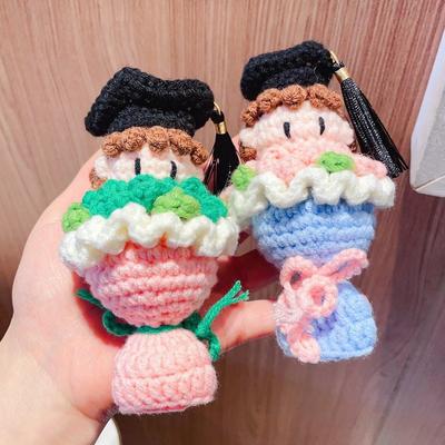 Funny Knitted Graduation Doll 13cm Cute Crochet Bouquet with Doctoral Cap Kawaii Handheld Flower Doll Graduation Gift