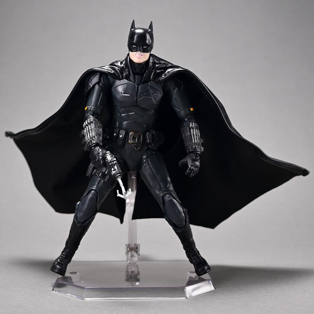 The Batman Mafex Pvc Action Figure 6in Collectible Toy For Fans And Collectors