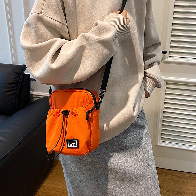 Niche 2025 Mini Crossbody taška - Stylová podzimní taška přes rameno na telefon pro muže a ženy