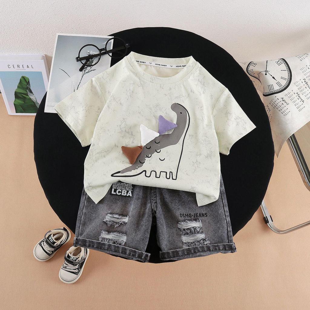 Boys' Stylish Dinosaur Summer Outfit: Short Sleeve Cartoon Two-Piece Set for 2026