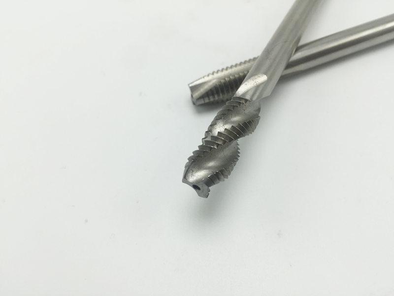 Extended Spiral Tap & Reamer Set for Pilot Holes (34568 10 12)