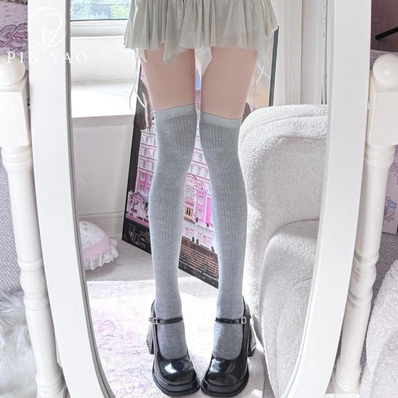 

Women s Japanese Style Gray Ribbed Over-the-Knee Socks - Slimming, College Style for Autumn/Winter One Size хаки
