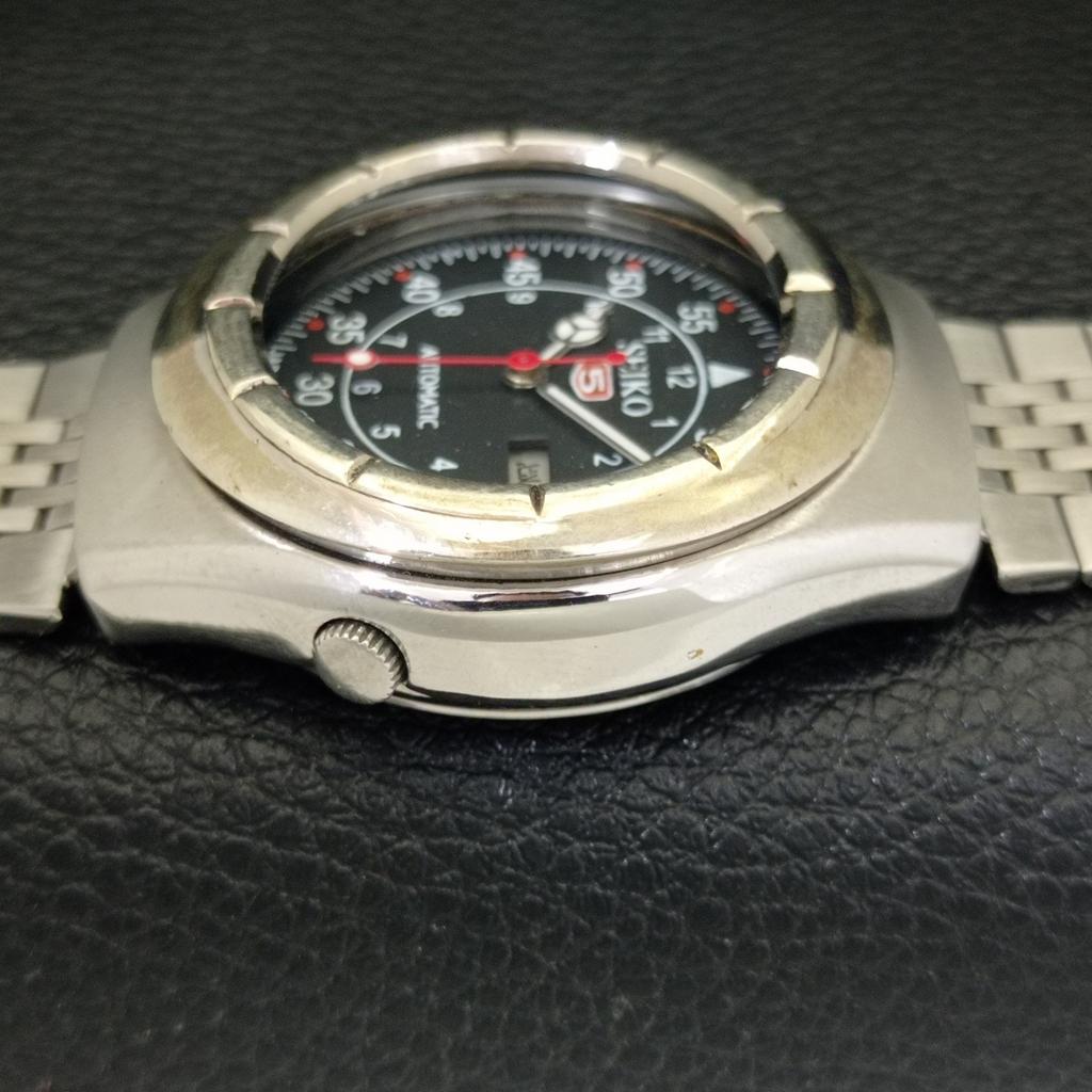 GENUINE VINTAGE SEIKO 5 AUTOMATIC 7019A JAPAN MENS BLACK DIAL WATCH a702413-5 R124-a702413
