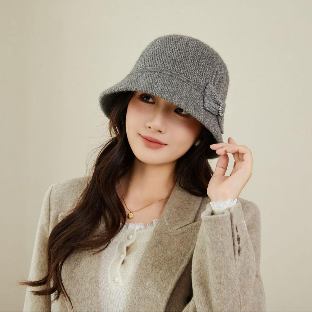 

Thickened DailyWear Wool Hat for Women In FallSeason and ColdSeason Warm Style Hat for Women Versatile BrandNew Knitted Hat one size