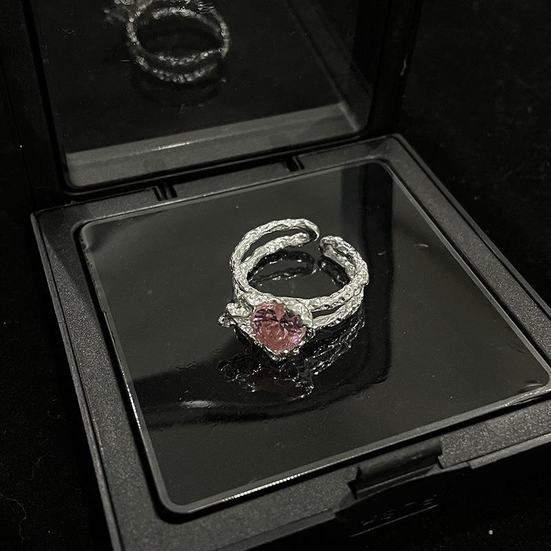 Colar de Zircônia Rosa Amor Design de Nicho Anel de Abertura de Lava Brincos de Tarraxa Irregulares High-End Doce Cool Feminino