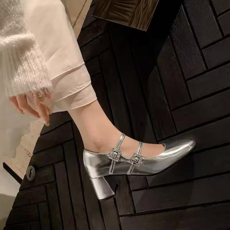 Fashion Springand Autumn Casual Fashion Round Toe Square Heel Solid Color Non-slip Wear-resistant Simple Women's Belt with Single