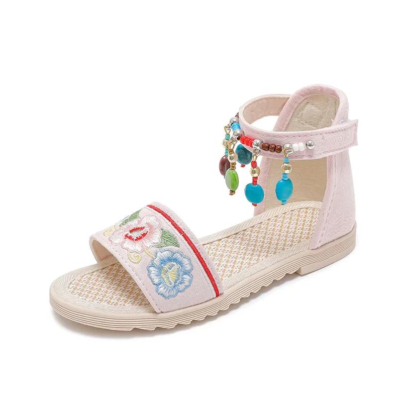 Kids Beach Shoes Ethnic Style Girls Sandals for Summer Vacation 2025 New Fashion Children Roman Shoes Princess Embroidered Sweet