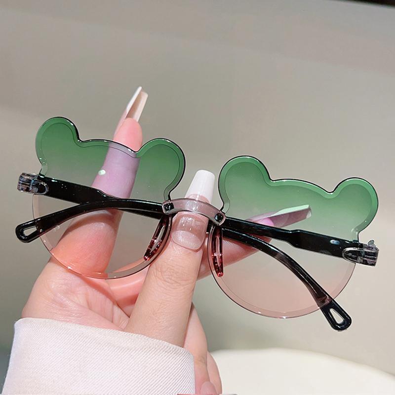 1/8 ks roztomilé sluneční brýle ve tvaru medvídka pro děti nové módní dětské bezrámové dekorace odstínů s gradientním vícebarevným slunečním brýlem