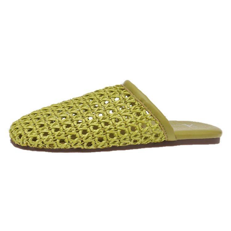 Fashion outer wear French hollow breathable woven bag head slippers women's 2025 summer new flat bottom with skirt sandals