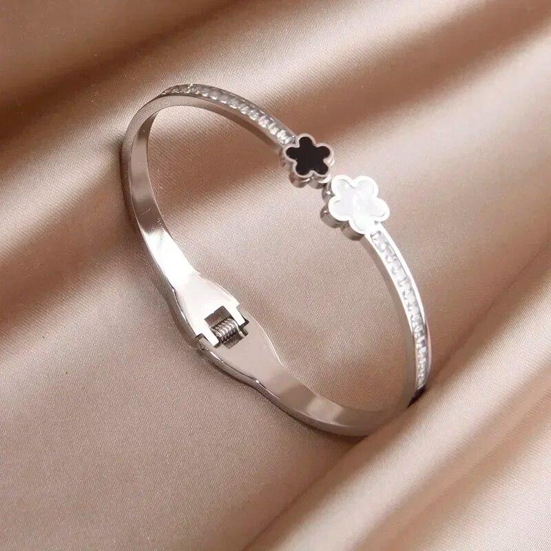 Classico bracciale in acciaio inossidabile stile punk in metallo per donna, braccialetti geometrici, gioielli da polso antiruggine, regalo per feste