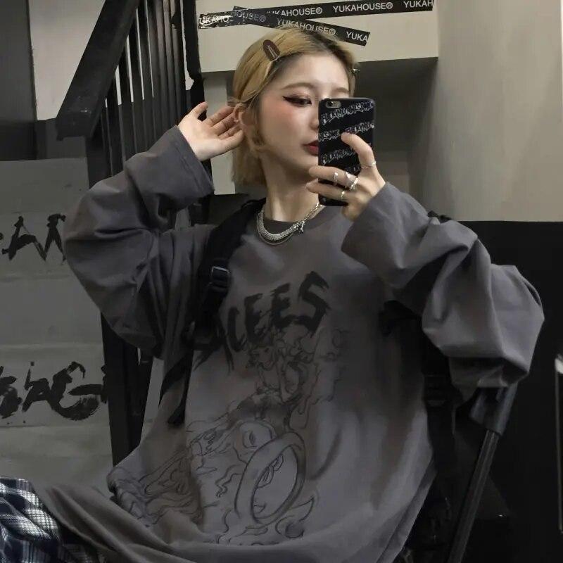 Harajuku Casual Frauen T-shirts Schwarz Gothic Cartoon Vintage Print Street Baggy Lose Hip Hop Paar Langarm T Shirts Frauen
