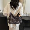 Retro Leopard Print Tote Bag Women'S Autumn Fashionable Simple Large-Capacity Shoulder Bag Commuter Women'S Bag